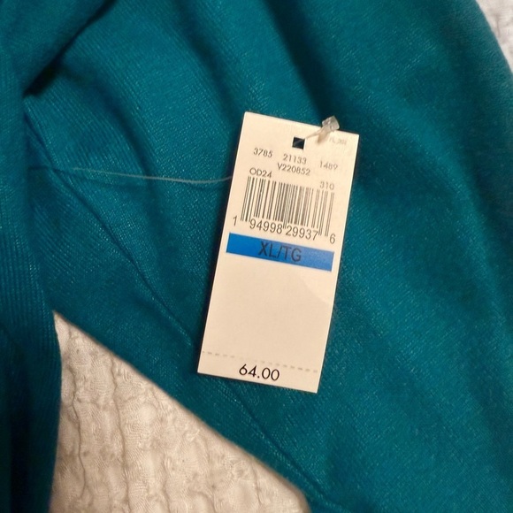 NWT Van Heusen Women's Cowl Neck Long Sleeves Sweater Color Green Size XL - Picture 4 of 8